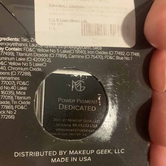 2/$15 Makeup Geek Power Pigment Eyeshadow Single - Picture 2 of 2
